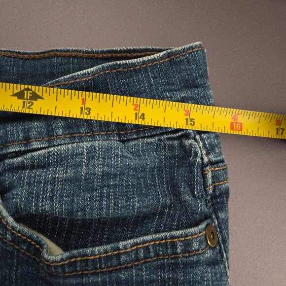 Women's Petite Levi's Perfectly Slimming Boot Cut 512 Jeans Size 14P Short - Picture 8 of 10